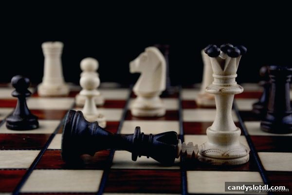 策略博弈与理性成长：德州扑克中的技术解析——糖果派对电子游艺下载的实战视角